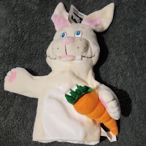 Cream Bunny Hand Puppet with Carrot High Reach Learning NWT